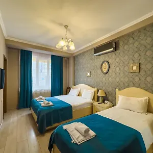 3* Otel New Metekhi